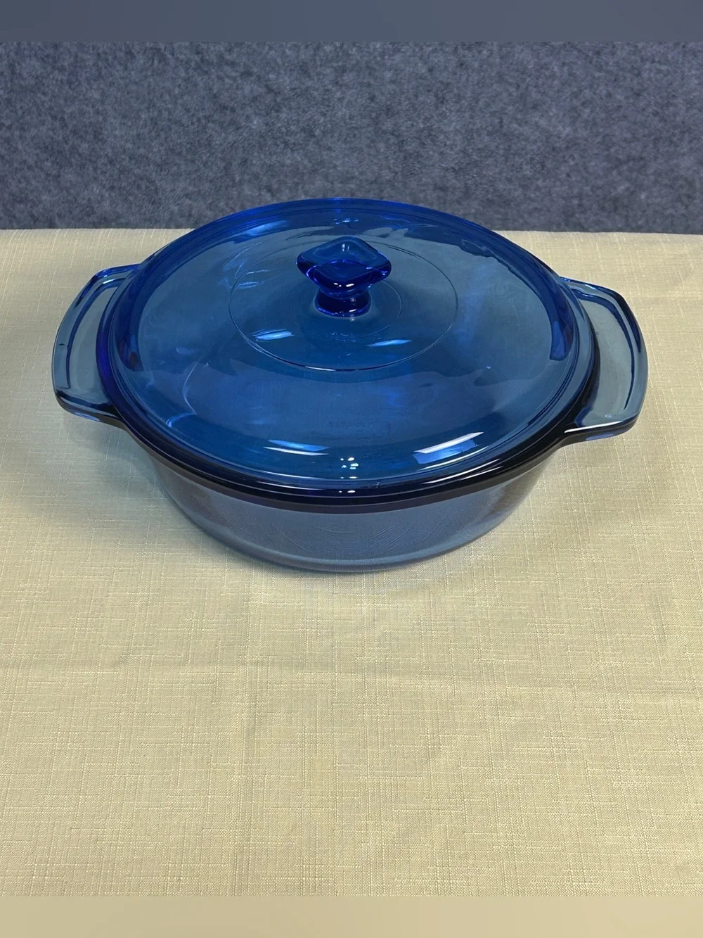 Anchor Hocking Cobalt Blue Glass 1.5Qt Covered 8.25 Round Handled Casserole Dish